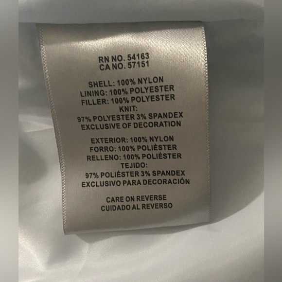 Women’s Levi’s Air Blue Puffer Jacket - Picture 10 of 10